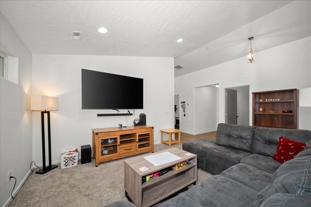 12836 W 2nd Ave, Airway Heights, WA 99001