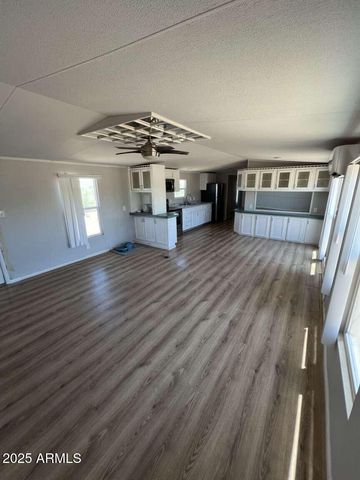 47918 N 15TH Avenue, New River, AZ 85087