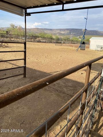 47918 N 15TH Avenue, New River, AZ 85087