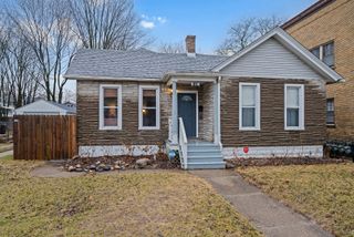 1449 Myott Avenue, Rockford, IL 61103