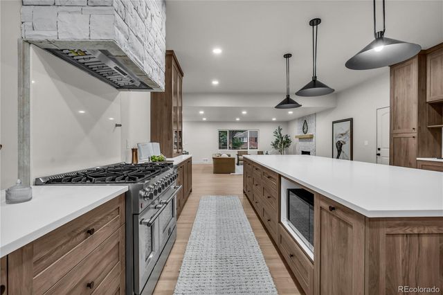 3091 S Holly Place, Denver, CO 80222