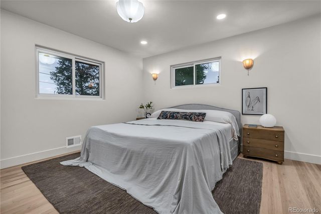 3091 S Holly Place, Denver, CO 80222