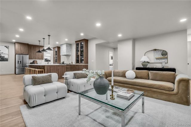 3091 S Holly Place, Denver, CO 80222