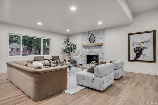 3091 S Holly Place, Denver, CO 80222