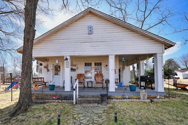 701 Ninth st, Mena, AR 71953