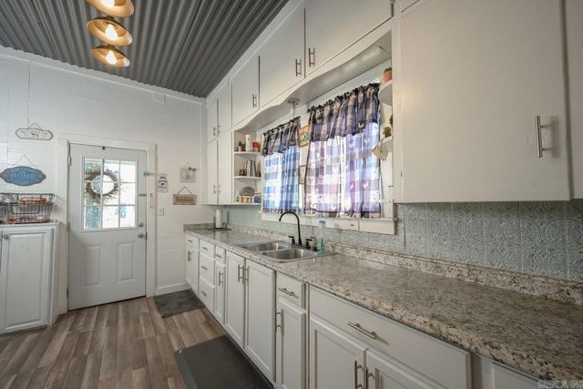 701 Ninth st, Mena, AR 71953