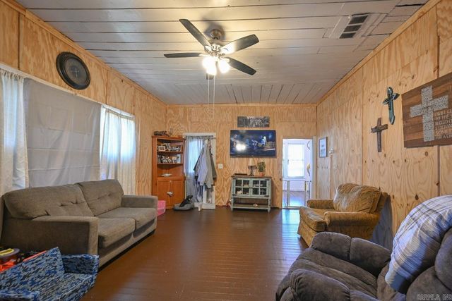 701 Ninth st, Mena, AR 71953