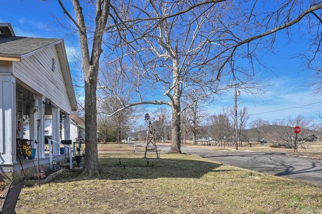 701 Ninth st, Mena, AR 71953