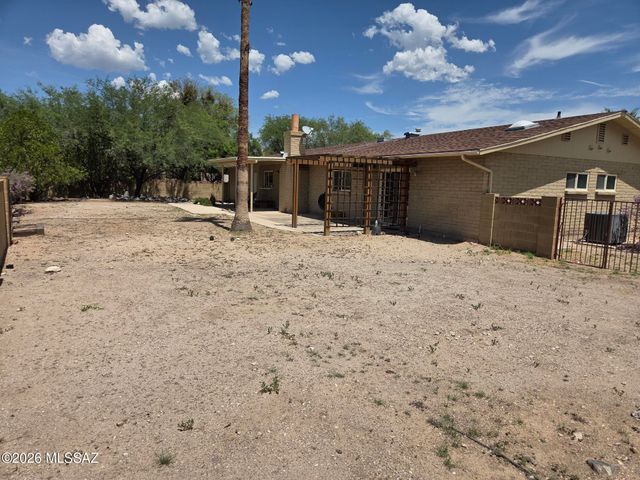 3401 N Bacobi Avenue, Tucson, AZ 85750