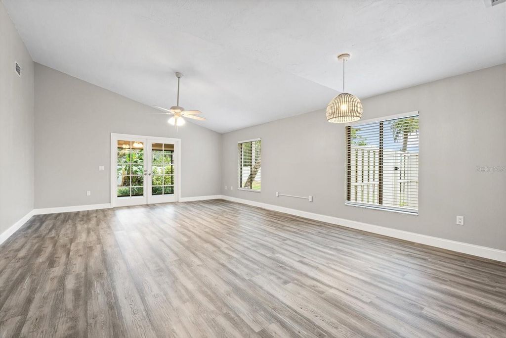 6401 PELICAN DRIVE 80A, BRADENTON, FL 34210 — photo 3