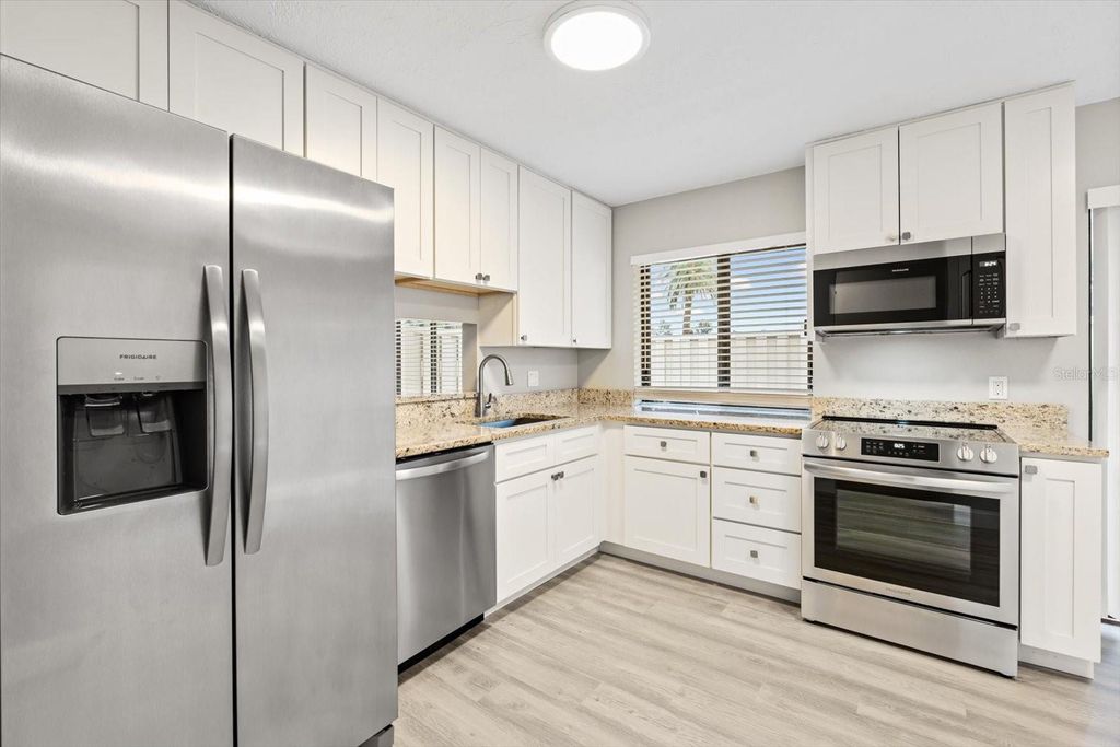 6401 PELICAN DRIVE 80A, BRADENTON, FL 34210 — photo 5