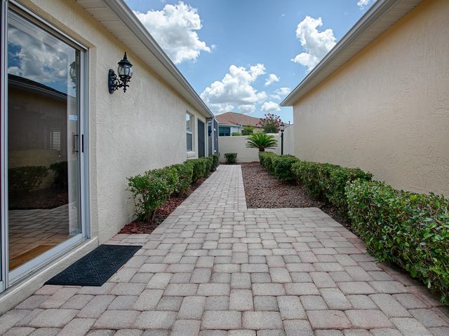 1129 SANTA CRUZ DRIVE, The Villages, FL 32162