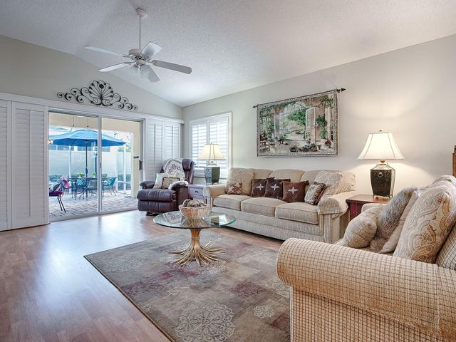 1129 SANTA CRUZ DRIVE, The Villages, FL 32162