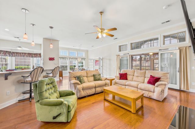 1405 Surfwatch Dr., North Myrtle Beach, SC 29582