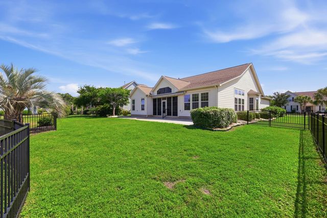 1405 Surfwatch Dr., North Myrtle Beach, SC 29582