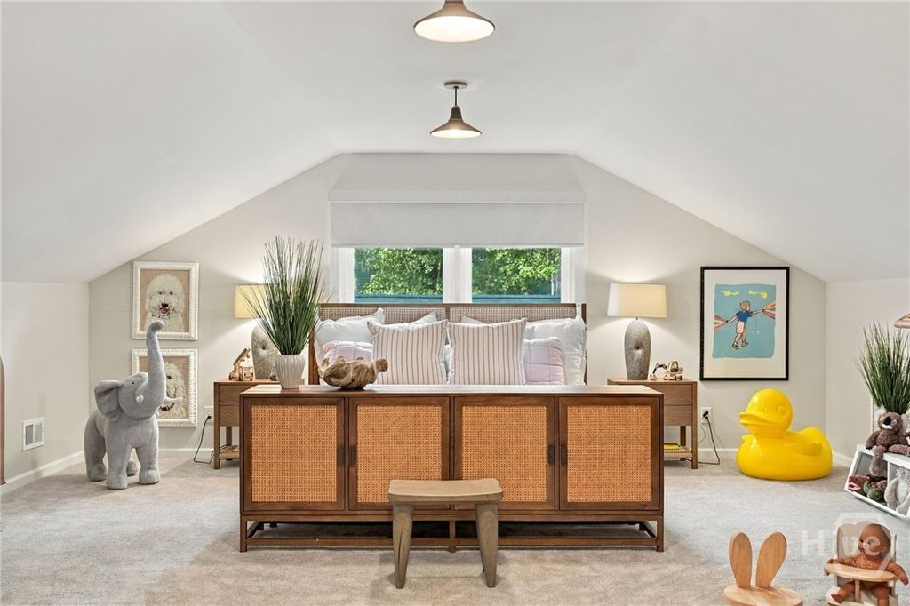 Image 33 of property listing at 3 Ward Lane, Savannah, GA 31411