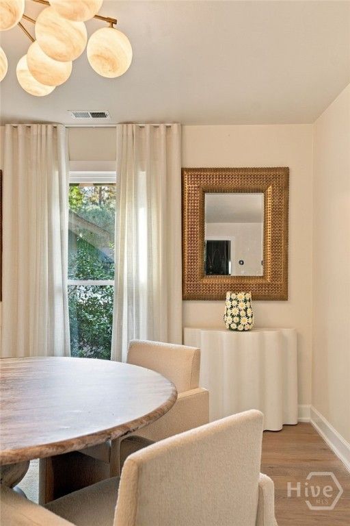 Image 5 of property listing at 3 Ward Lane, Savannah, GA 31411