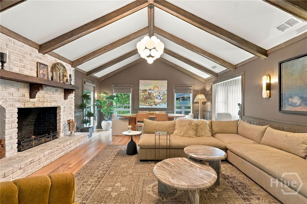Image 8 of property listing at 3 Ward Lane, Savannah, GA 31411