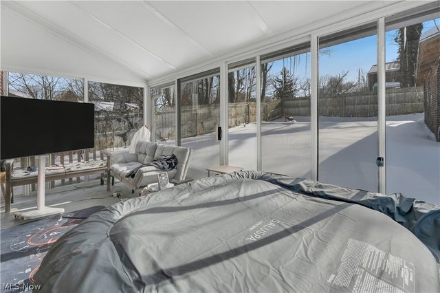 127 Roslyn Drive, Youngstown, OH 44505