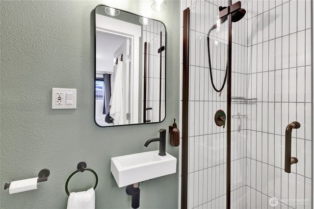 3855 Fraser Street, Bellingham, WA 98229