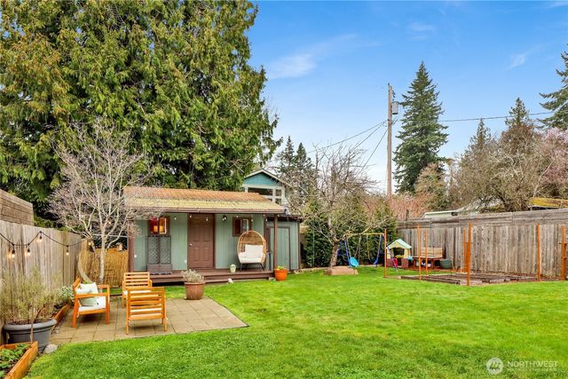 3855 Fraser Street, Bellingham, WA 98229