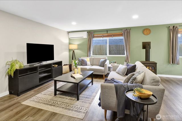 3855 Fraser Street, Bellingham, WA 98229