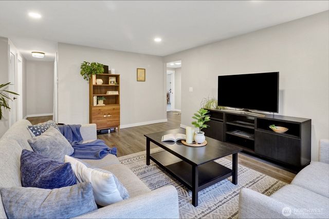 3855 Fraser Street, Bellingham, WA 98229