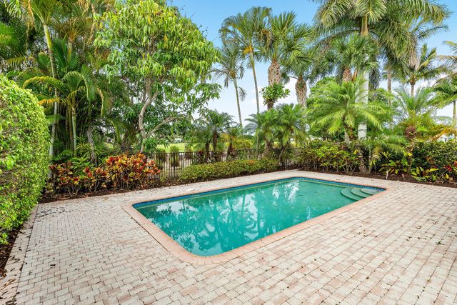 155 Esperanza Way, Palm Beach Gardens, FL 33418