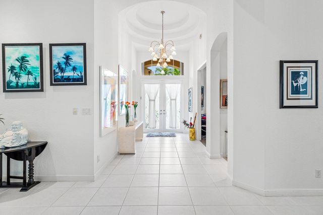 155 Esperanza Way, Palm Beach Gardens, FL 33418