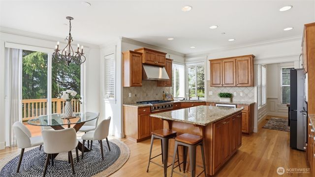 11935 SE 76th Street, Newcastle, WA 98056