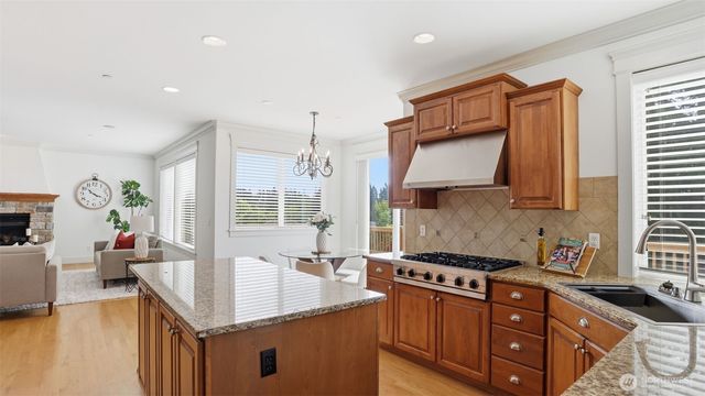 11935 SE 76th Street, Newcastle, WA 98056