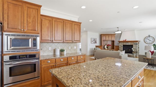 11935 SE 76th Street, Newcastle, WA 98056