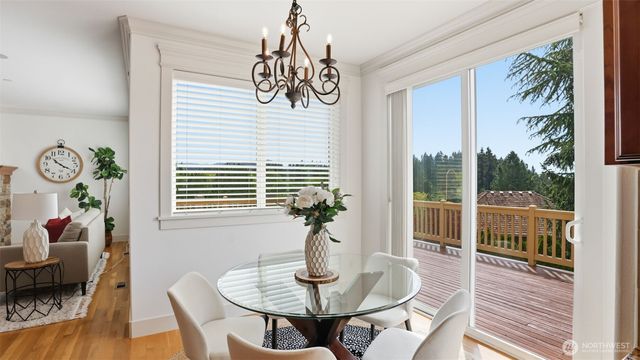 11935 SE 76th Street, Newcastle, WA 98056
