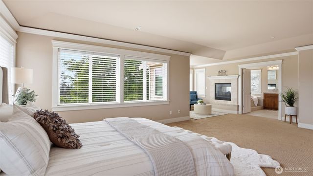 11935 SE 76th Street, Newcastle, WA 98056