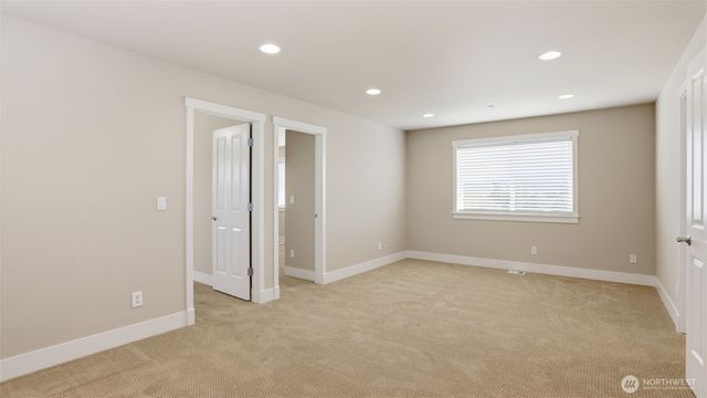 11935 SE 76th Street, Newcastle, WA 98056