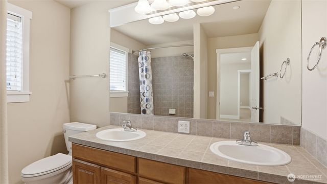 11935 SE 76th Street, Newcastle, WA 98056