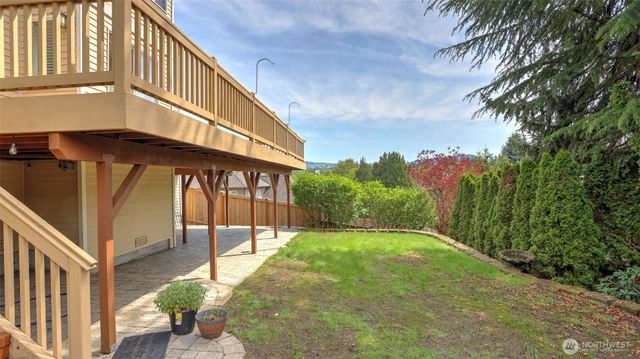 11935 SE 76th Street, Newcastle, WA 98056