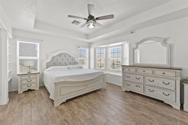 8311 Caraway Lake Circle, Baytown, TX 77521