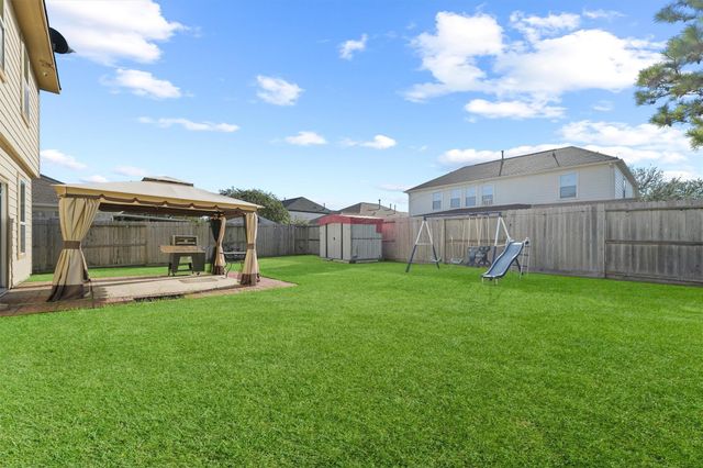 8311 Caraway Lake Circle, Baytown, TX 77521