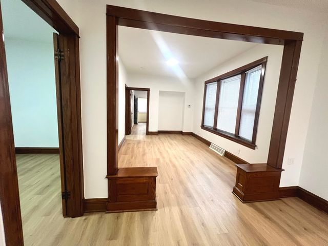 4317 S MAPLEWOOD Avenue, Chicago, IL 60632
