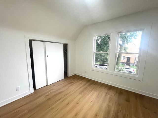 4317 S MAPLEWOOD Avenue, Chicago, IL 60632