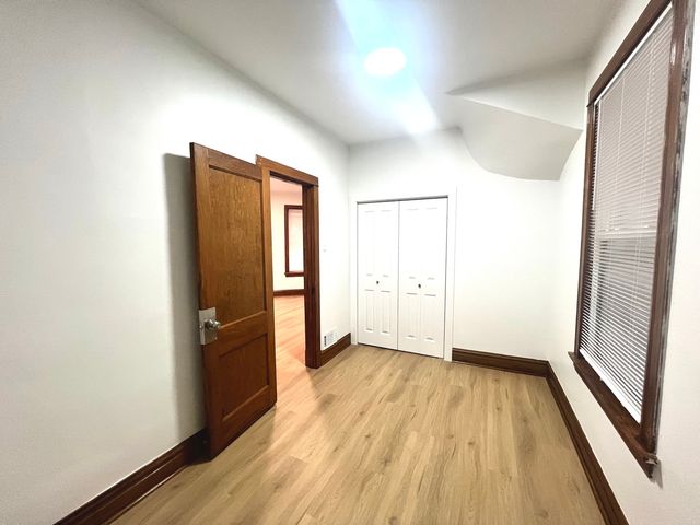 4317 S MAPLEWOOD Avenue, Chicago, IL 60632