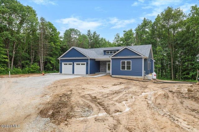 330 Selfridge Road, Moreau, NY 12831