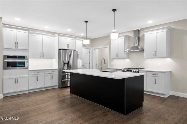 330 Selfridge Road, Moreau, NY 12831