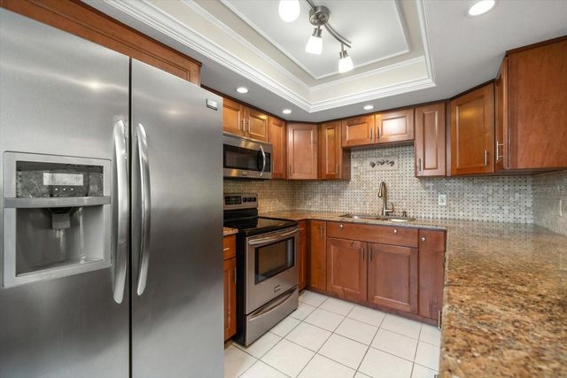 220 BELLEVIEW BOULEVARD 410, Belleair, FL 33756
