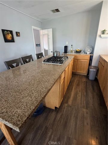 107 Monaco 33, Santa Ana, CA 92703