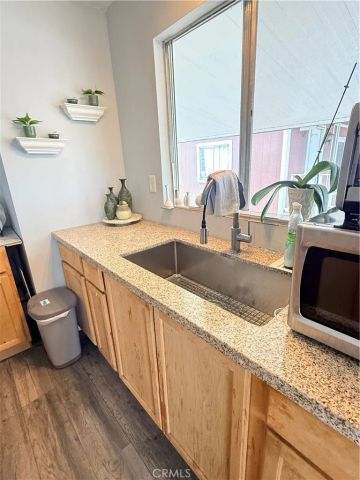 107 Monaco 33, Santa Ana, CA 92703