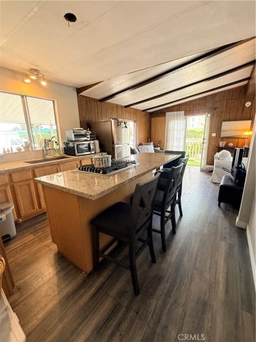 107 Monaco 33, Santa Ana, CA 92703