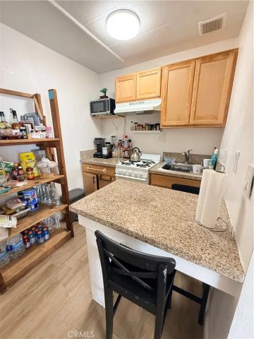 107 Monaco 33, Santa Ana, CA 92703