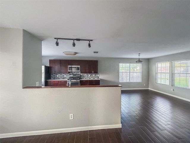 5700 Glen Meadow DR A, Austin, TX 78745